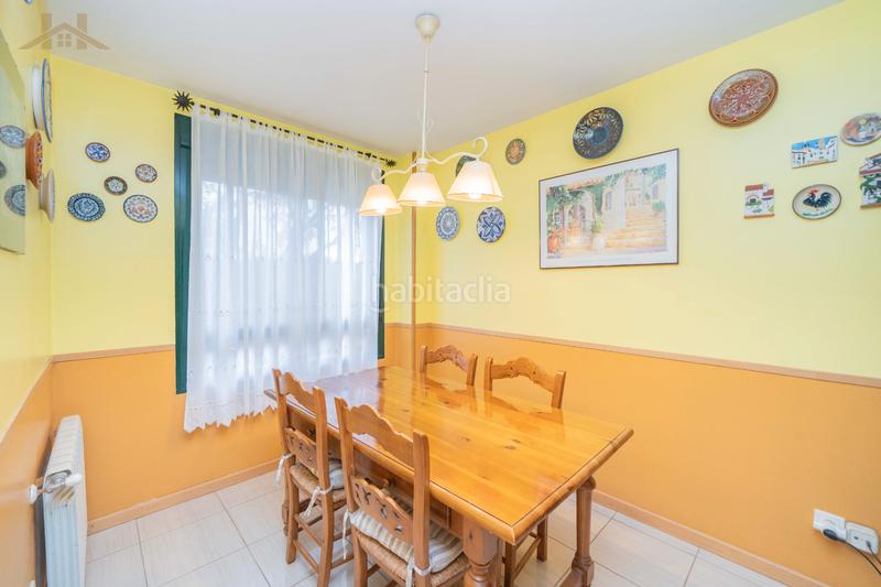 Foto ce0d7799-749a-4b84-bdca-dfda4db8f4b1. Doppelhaus mit parking in Iglesia-Estación Moralzarzal