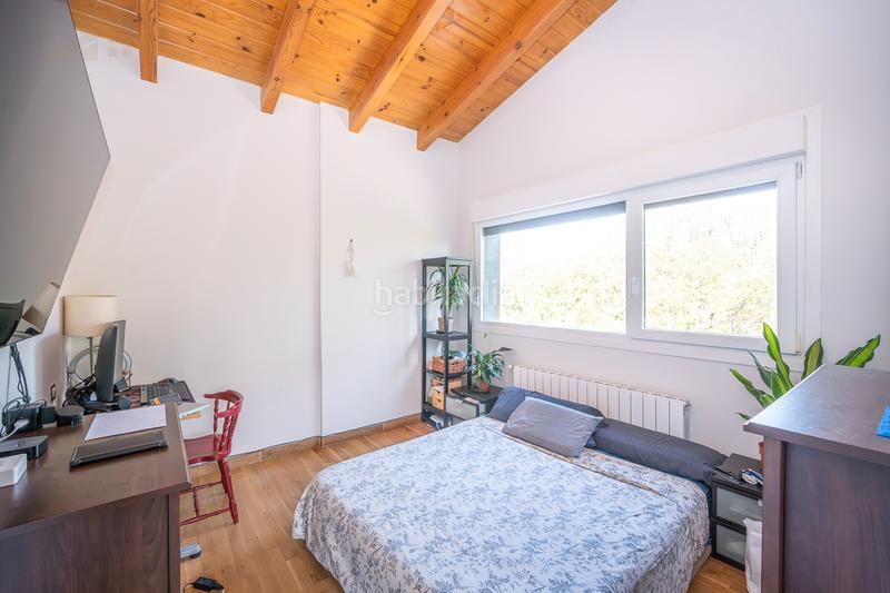 Foto f3c9248b-7fe3-464f-a59a-2087bbe1d2a7. Casa pareada chalet pareado en Iglesia-Estación Moralzarzal