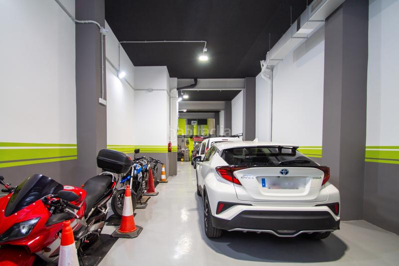 Foto d01b9bbe-7d27-4684-b815-81bb24e1819b. Capannone industriale in Instituts-Universitat Lleida