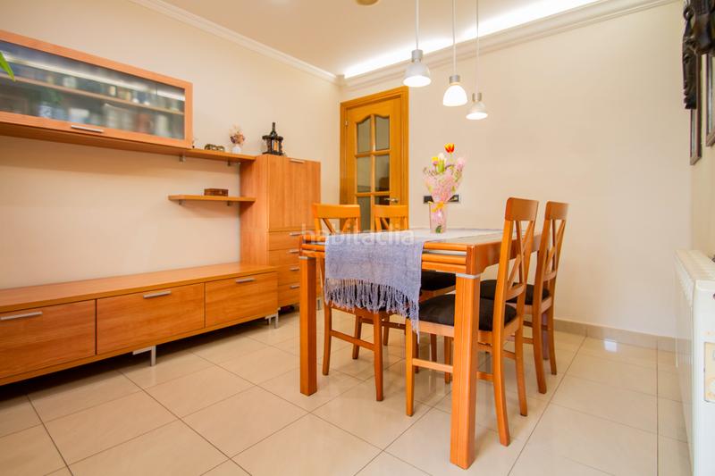 Foto d3ef8979-f73b-41e5-9795-fb950bb7326f. Capannone industriale in Instituts-Universitat Lleida