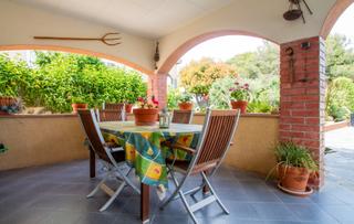 Maison  Carrer hostalric. Casa con jardin en venta en urb. mas del plata