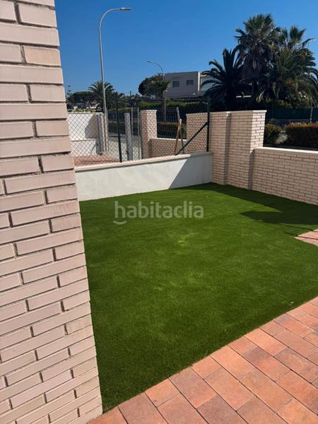 Foto d01de60e-647a-4bf4-b9d3-b81e5e7e1aa3. Promozione Promoción pareados Vilafortuny in Cambrils. Abitazioni di nuova costruzione