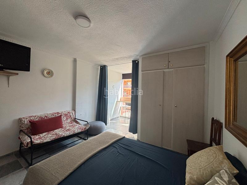 Foto 4dcc5092-7c1a-4800-8b34-161dbf0499de. Lloguer estudi amb piscina a Parque de la Paloma Benalmádena