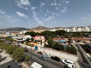 Etagenwohnung in Avenida de la Constitución