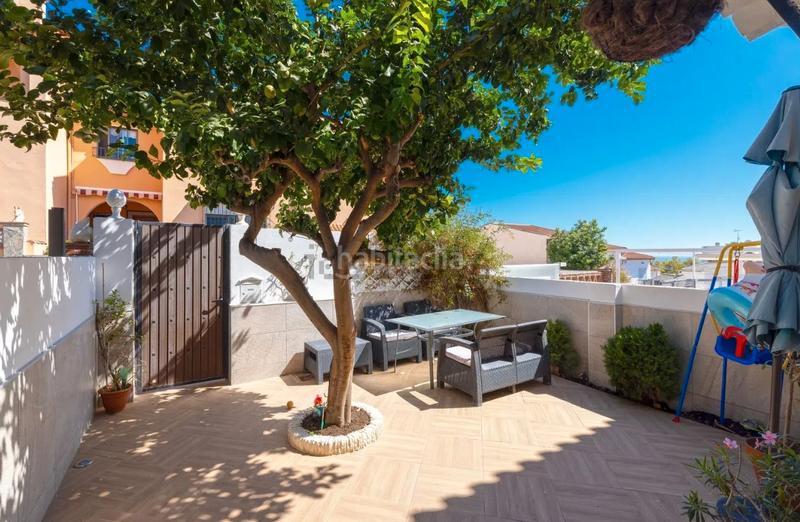 Foto ab6a2349-54bf-4b88-bb88-fe0de8509a5e. Casa adosada en Arroyo de la Miel Benalmádena