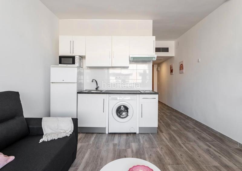 Foto e8c83912-b7a7-4a2e-bbaf-da01693ccac9. Studiowohnung mit pool in Puerto Deportivo Fuengirola