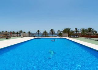 Estudio  Calle martínez catena