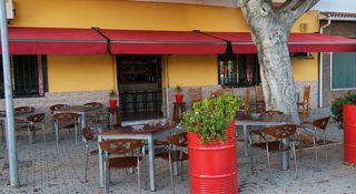 Traspàs Local Comercial  Calle medina azahara