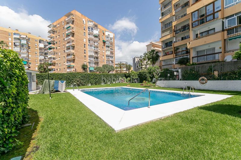 Foto a5aeb2e9-fbad-4224-863e-bac797a439fc. Estudi amb piscina a Solymar Benalmádena