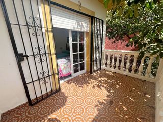 Chalet en La Carihuela - Los Nidos