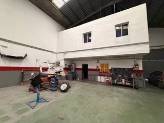 Fabrikhalle  Calle vicente blanch picot
