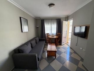 Edificio in La Carihuela - Los Nidos