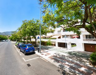 Lloguer Aparcament cotxe a Calle bahía 3