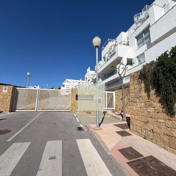 Foto 130b2b05-2a7b-41ab-b276-668d3eb21c2e. Pis amb piscina a Zona Centro Comercial Torrequebrada Benalmádena