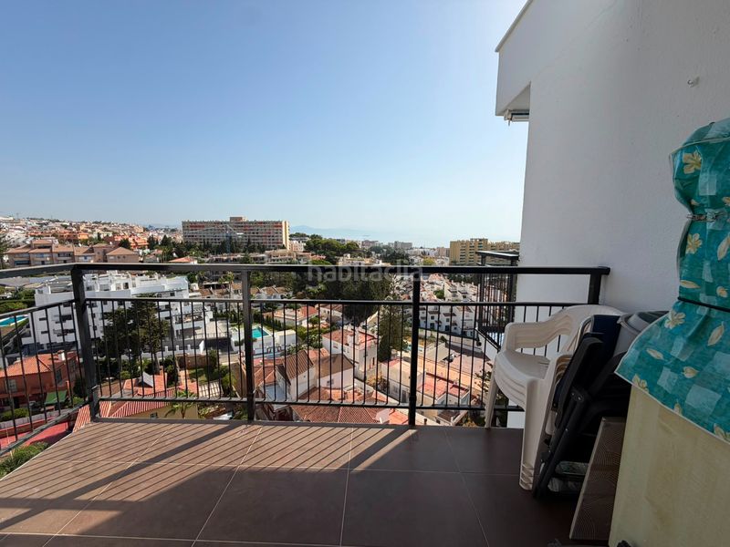 Foto a99b0c8c-ca9d-4e78-b76e-9502eaed95e1. Àtic amb piscina a Parque de la Paloma Benalmádena