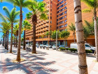 Local Comercial a Calle Jacinto Benavente