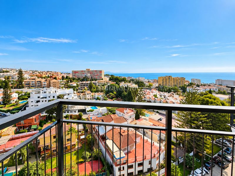 Foto ab126d4e-d984-4599-8150-f63b6130251e. Àtic amb piscina a Parque de la Paloma Benalmádena