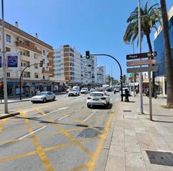 Locale commerciale in Puerto Marina