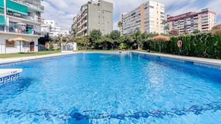 Etagenwohnung in Avenida San Carlos
