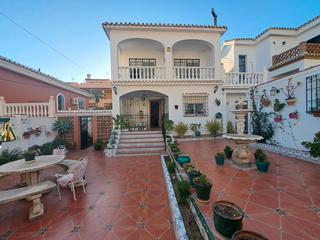Chalet  Avenida salvador vicente