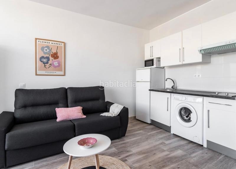 Foto 29cb7dd3-5e9a-4a0c-8701-2a640546f347. Studiowohnung mit pool in Puerto Deportivo Fuengirola