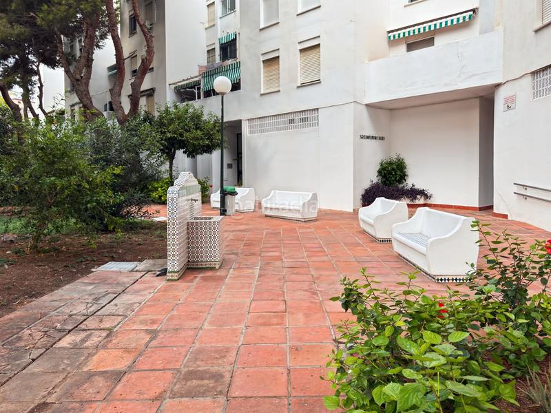 Foto 4cdbf272-9fa2-4355-90f2-42010a3b3f18. Appartamento con piscina in La Carihuela - Los Nidos Torremolinos