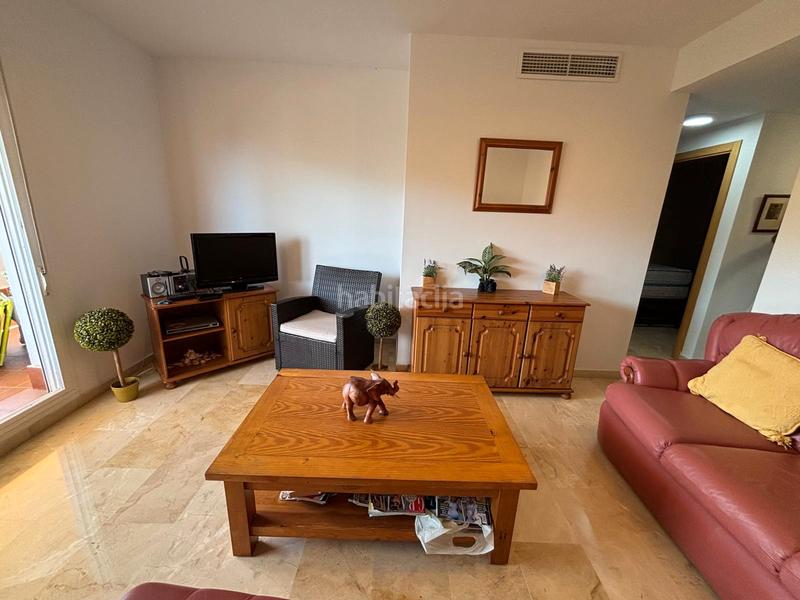 Foto b58cde43-a131-44f2-a0fd-f0b27d0166ae. Apartament amb aparcament piscina a Zona Centro Comercial Torrequebrada Benalmádena