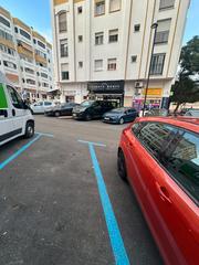 Miete Autoparkplatz in Parque de la Paloma