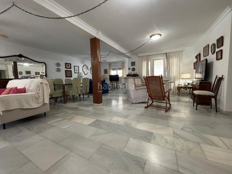 Foto 0c8901e4-89b1-475c-bd1d-87ac8dd6875c. Chalet con piscina in Puerto Marina Benalmádena