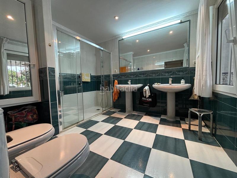 Foto 61080b16-4a26-4fda-8361-0d81c50835e4. Chalet con piscina in Puerto Marina Benalmádena