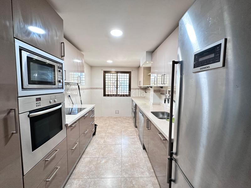 Foto 8787edb9-5a5f-4b5f-b963-92070c872795. Etagenwohnung mit heizung pool in El Pinillo Torremolinos