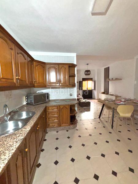 Foto e6a2e7d7-84d0-44ea-914a-9c6a510b5d56. Casa adossada a Parque Ayala - Jardín de la Abadía - Huelín Málaga