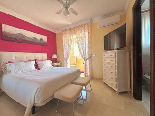 Zweistöckige Wohnung  Calle gema