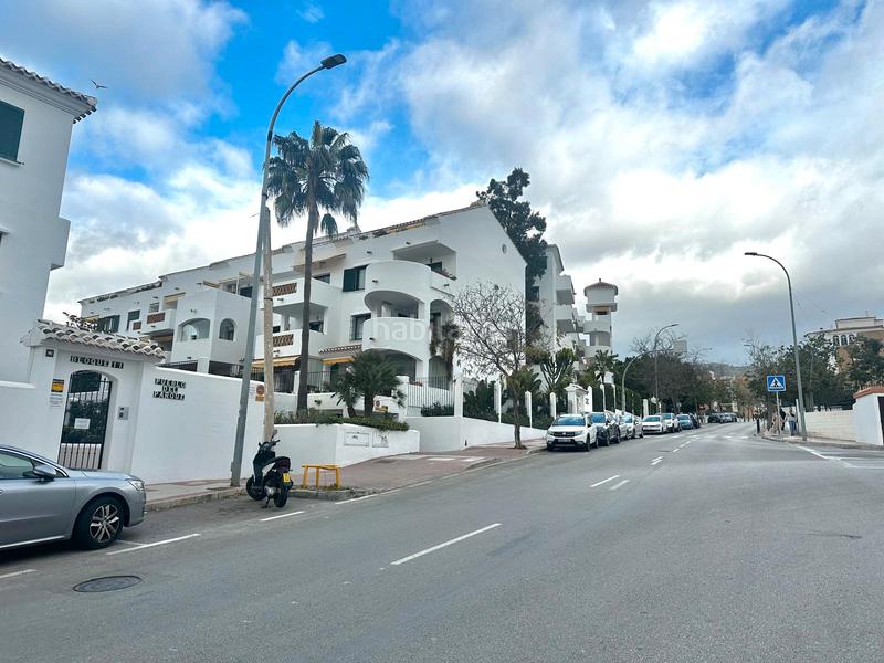 Foto b3cdca80-65bf-45a4-a945-823aab3e405d. Car parking in Parque de la Paloma Benalmádena