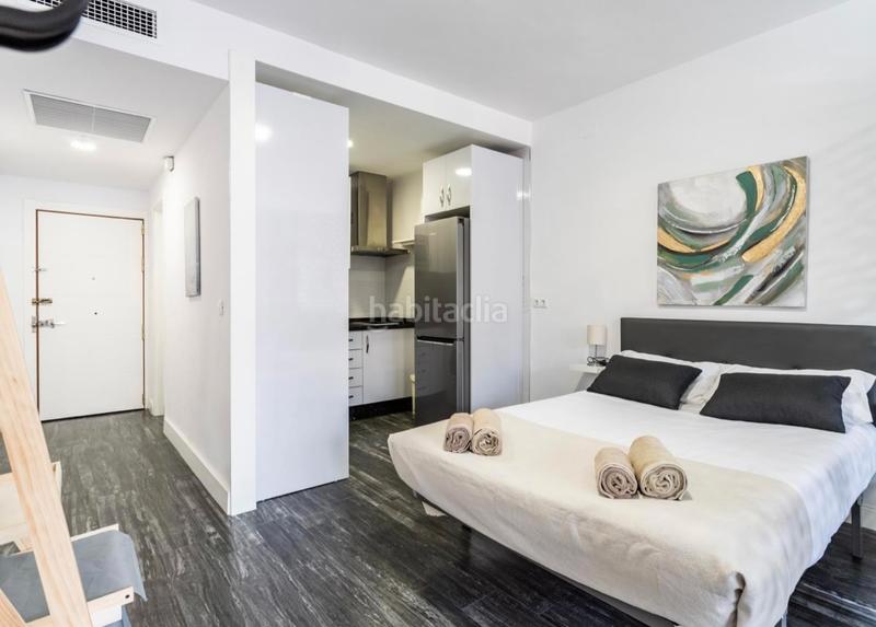 Foto 2a460bc5-379d-48d9-8342-690cb87a609e. Monolocale con piscina in Puerto Deportivo Fuengirola