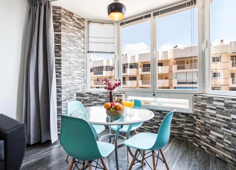 Foto 86c6e1a0-c17f-4308-8fce-1f1636907c0a. Monolocale con piscina in Puerto Deportivo Fuengirola