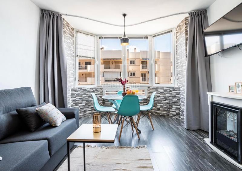 Foto e01970b1-fffb-41d1-908d-642f3a08c330. Monolocale con piscina in Puerto Deportivo Fuengirola