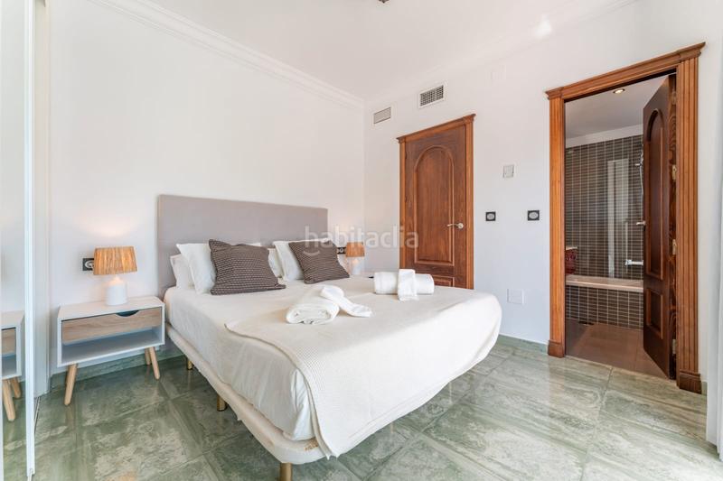 Foto 1ba1b900-5397-4dd3-98f4-dd86b8e89991. Location chalet avec parking piscine dans Cortijo Torrequebrada Benalmádena