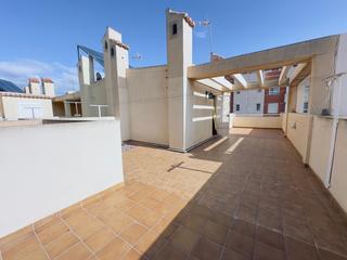 Casa en Roquetas pueblo. Venta de precioso triplex ms semisotano en zona salinas.