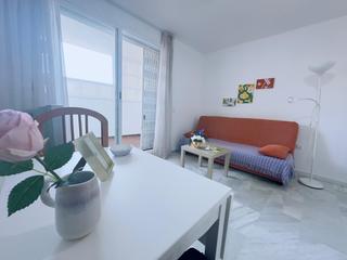 Lloguer Planta baixa  Calle rosita ferrer (m). Se alquila precioso piso bajo en urbanizacion de roquetas de mar