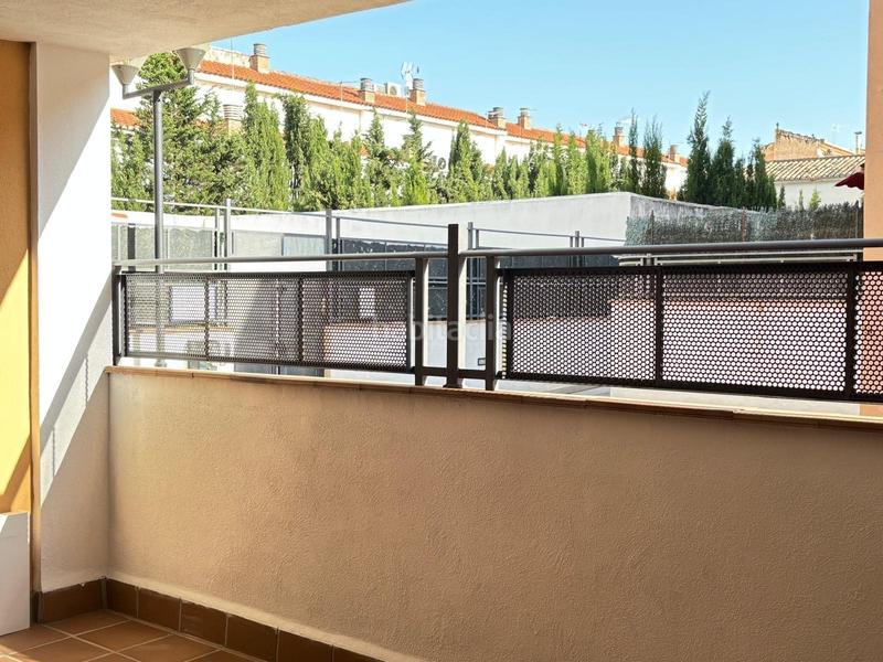 Foto aa029981-0dcd-499c-8560-ffe2f6eb1bc5. Planta baixa a calle muñoz seca 24 a Poniente Armilla