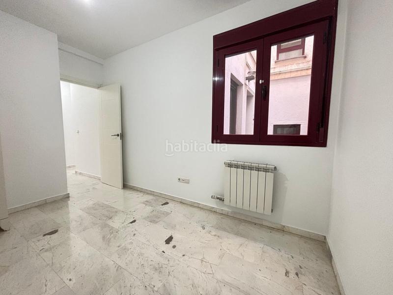 Foto d19e005c-efac-45b9-b51f-fbf052c39928. Planta baixa a calle muñoz seca 24 a Poniente Armilla