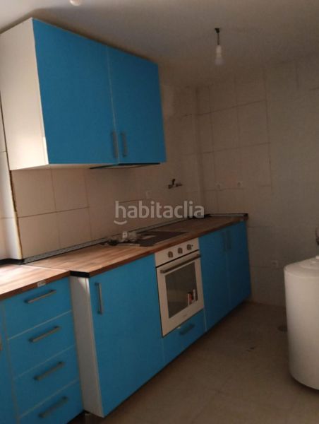 Foto 5eaff909-3eb8-4ee4-ba0a-180dd5982bd4. Àtic amb calefacció aparcament a Magán