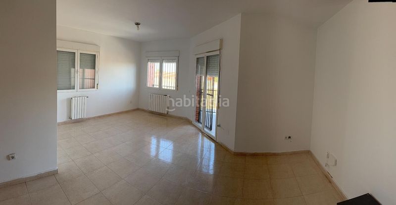 Foto 0db5f01c-0d0b-4e10-a4bc-14b87d2b98c6. Casa aparellada amb calefacció aparcament piscina a Cedillo del Condado