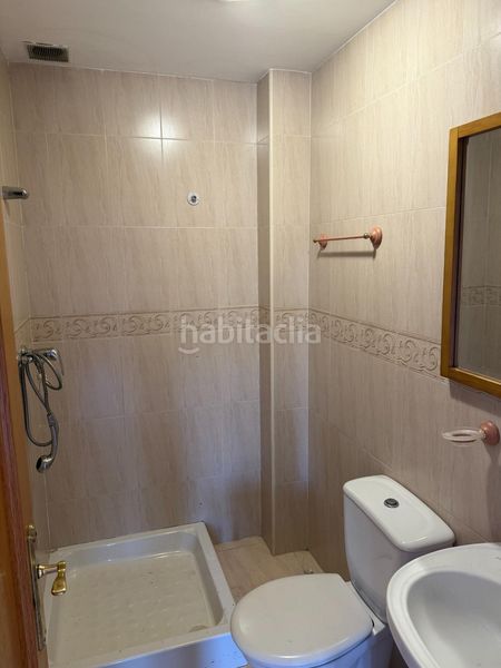 Foto 3115a00e-1ce6-49e7-8f00-783bcea0a08a. Casa aparellada amb calefacció aparcament piscina a Cedillo del Condado