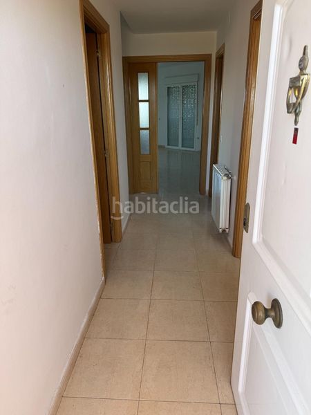 Foto 3d1bcdad-f549-4e2f-b92c-8b841b37d304. Casa aparellada amb calefacció aparcament piscina a Cedillo del Condado