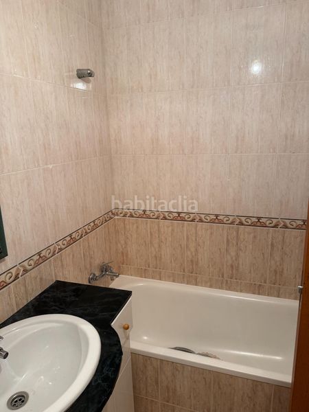 Foto 48ef857c-0357-4c32-b70a-8df66ae0b3ae. Casa aparellada amb calefacció aparcament piscina a Cedillo del Condado
