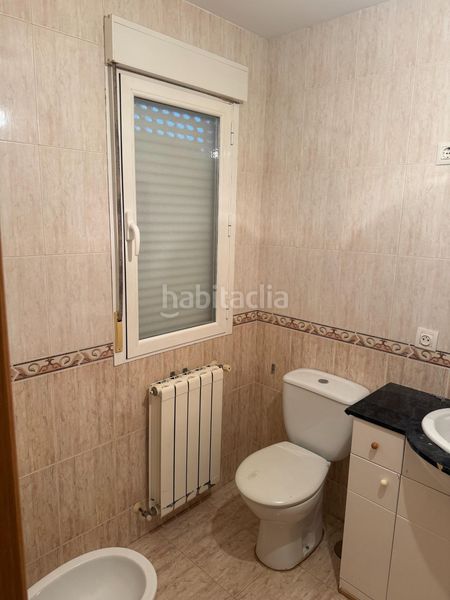 Foto 662fe2e4-fe63-45a5-a7c2-03a120f46dfa. Casa aparellada amb calefacció aparcament piscina a Cedillo del Condado
