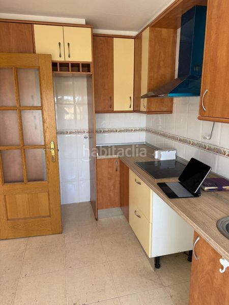 Foto 8d3e2296-3824-463b-8050-b9b9d079f56f. Casa aparellada amb calefacció aparcament piscina a Cedillo del Condado