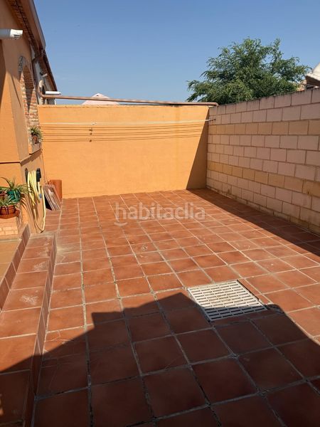 Foto 46217a1f-3202-48de-80a7-fd0110fe04fb. Casa adossada amb aparcament a Olías del Rey